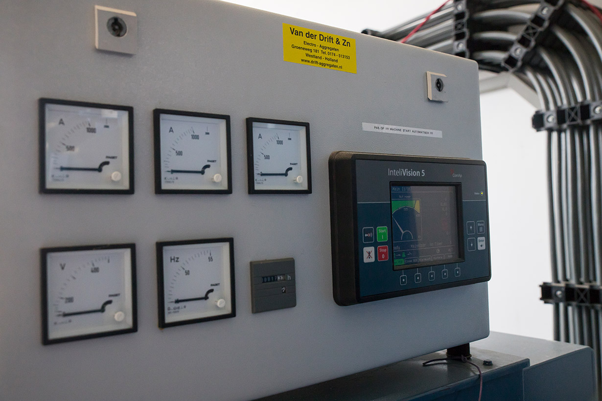 controlepaneel-dieselgenerator